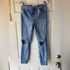 Free People We The Free destroyed jeans size 29
